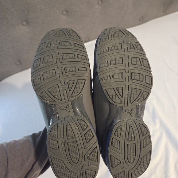 Puma Men's Gray and Blue Athletic Shoes - Picture 6 of 7